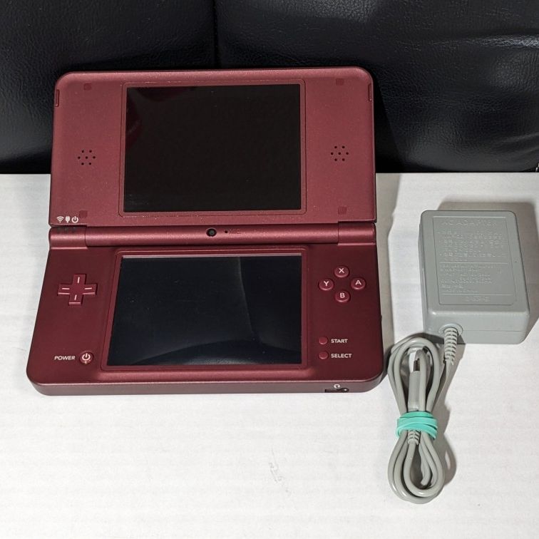 Nintendo Dsi XL for Sale in Long Beach, CA - OfferUp