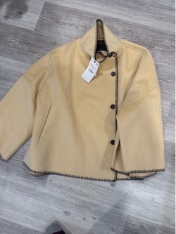 Zara Women’s Beige Jacket