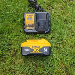 DEWALT 20V XR 6AH BATTERY AND CHARGER LIKE NEW 