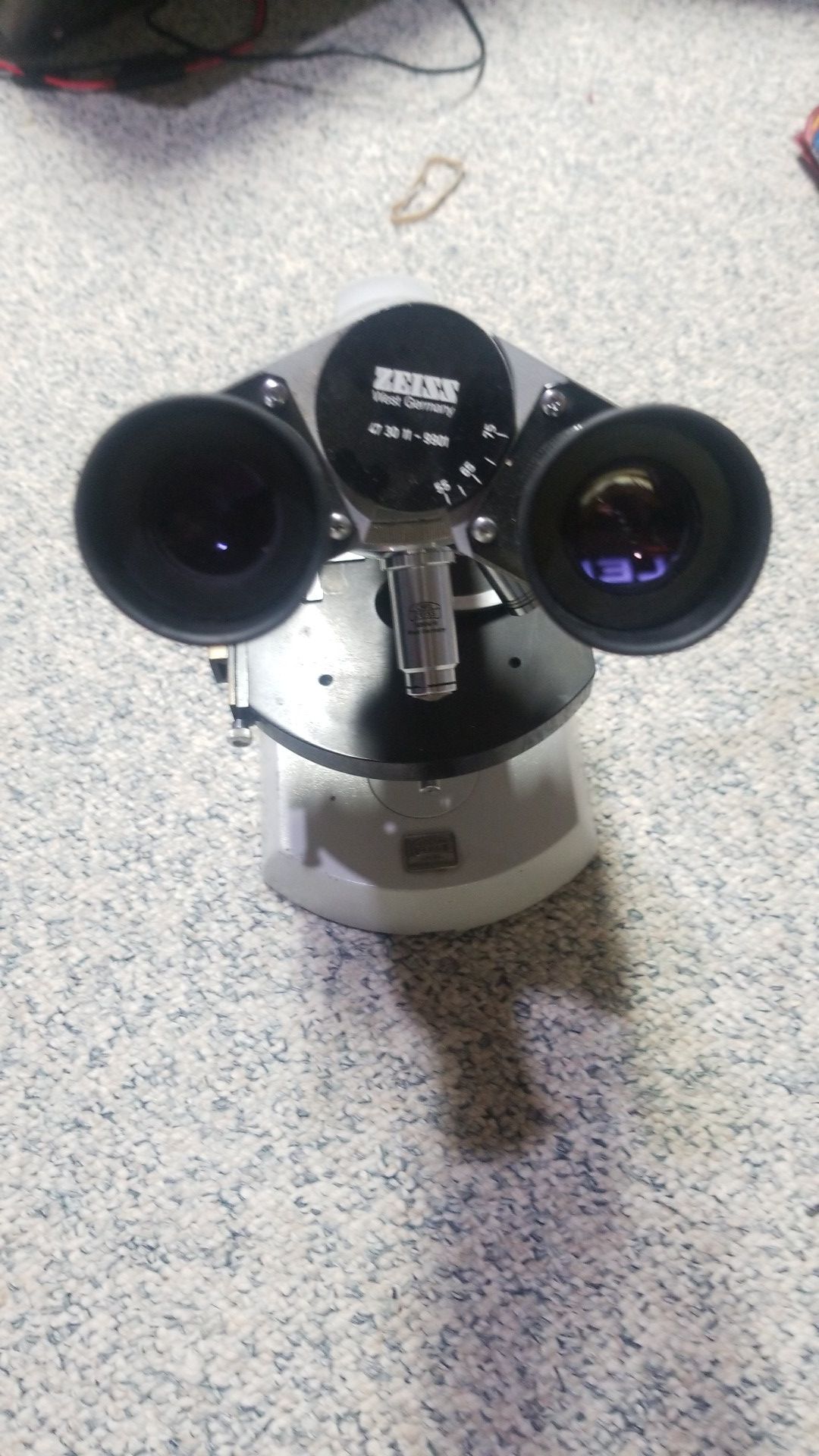 Zeiss microscope with Nikon CFW eyepieces