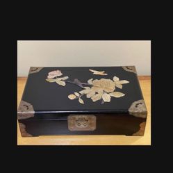 Vintage Jewelry Box