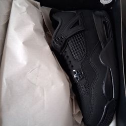 Jordan 4 Black Cat Big Kids 4y, 5y, 5.5y, 6y, 6.5y, 7