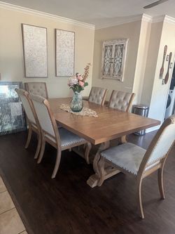 Dinning table