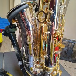 Yanagisawa Saxophone