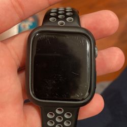 Apple Watch Series 4
