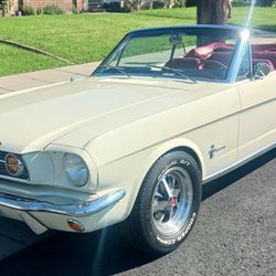 1966 Ford Mustang Convertible 