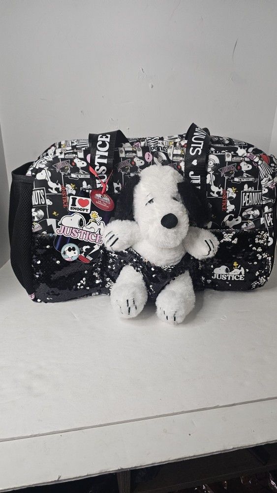 New Justice Peanuts Snoopy Duffle Bag