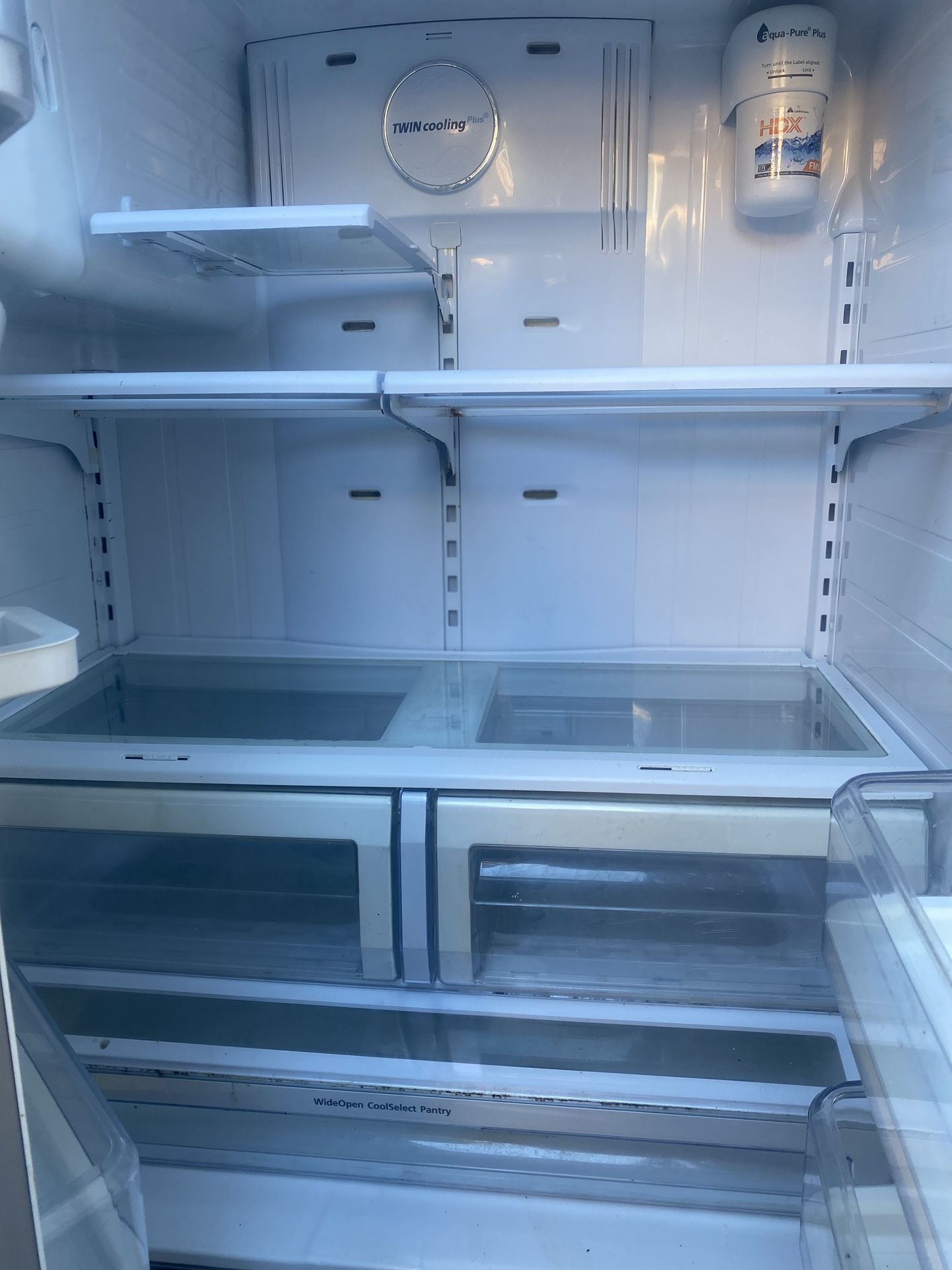 REFRIGERATOR