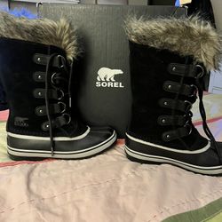 Women’s Joan Of Arctic Sorel Boots