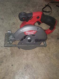 Milwaukee Cordless circular Saw
