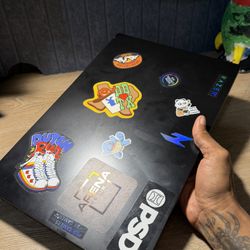 Acer Nitro V15 Gaming Laptop (Pre-Owned) ANV15-41-R2Y3