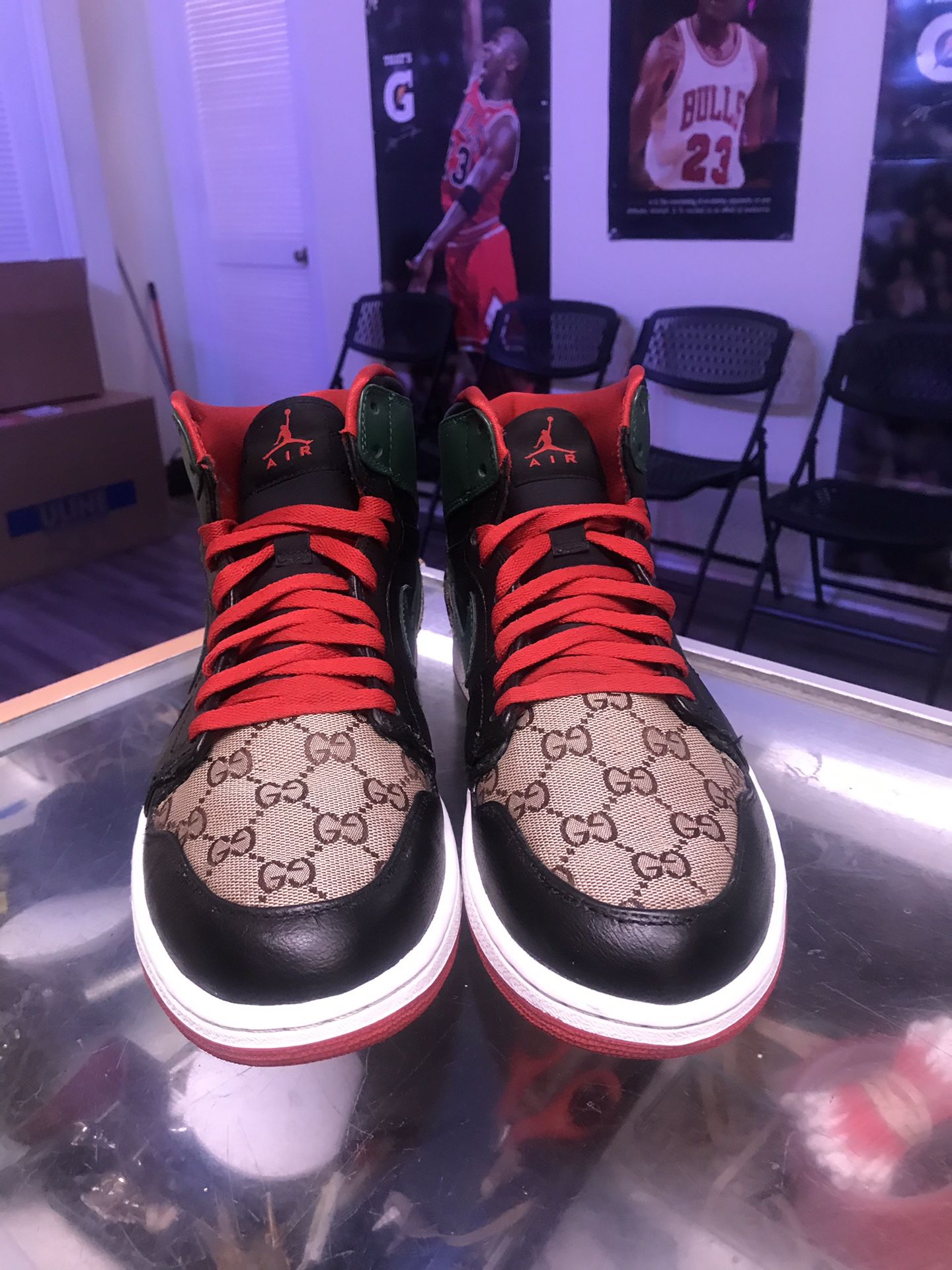 Custom Air Jordan 1 Goes Full Gucci