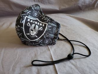 NFL Las Vegas Raiders Face Mask & Lanyard 2 pc set