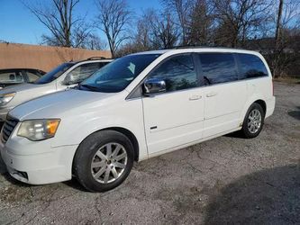 2008 Chrysler Town & Country