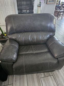$1500 OBO Couch and Recliner for Sale can sale separately