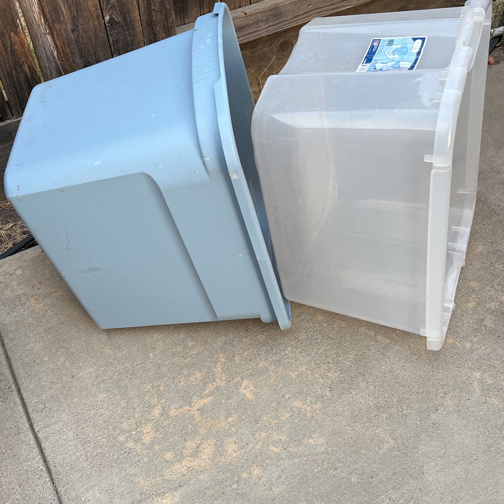 2 Storage Containers 