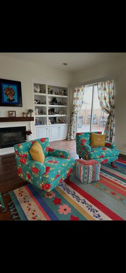 2 Pioneer Woman Chairs