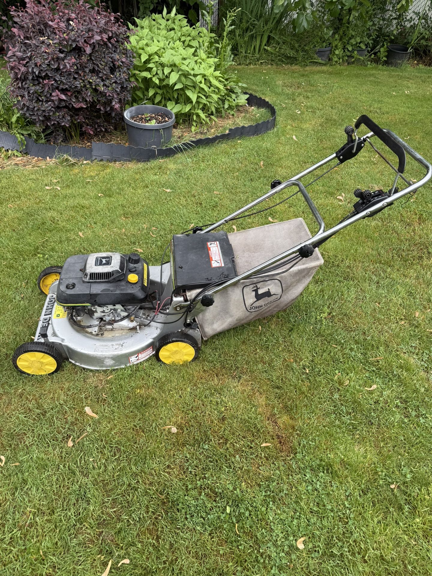 John Deere Self-Propelled Lawnmower