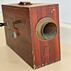Vintage Antique Norwegian Pattern Hand Crank Rotary Fog Horn