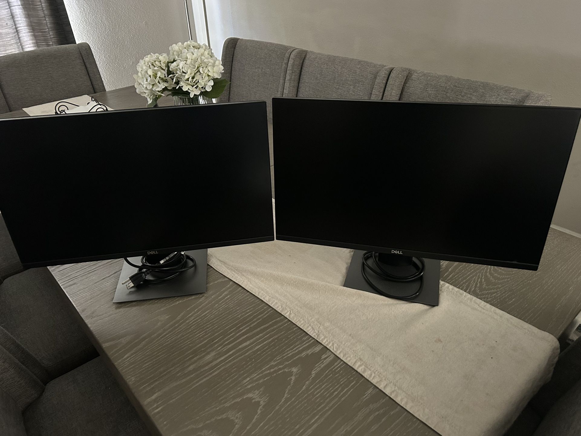Dell 24” Monitors (2) Excellent Condition