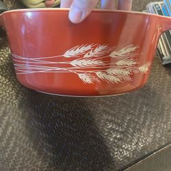 Vintage Pyrex Autumn Harvest Wheat Casserole Bowl with glass lid orange 475