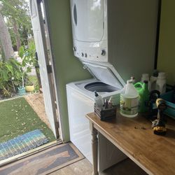 Stacked Washer And Electric Dryer 