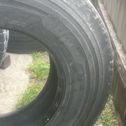 Llantas De Camión 