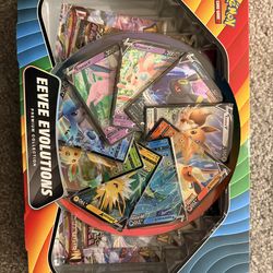 Eevee evolutions premium collection box
