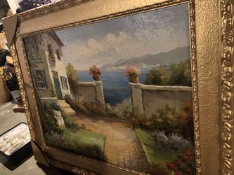 Everything Must Sale Quickly From Larger Home 