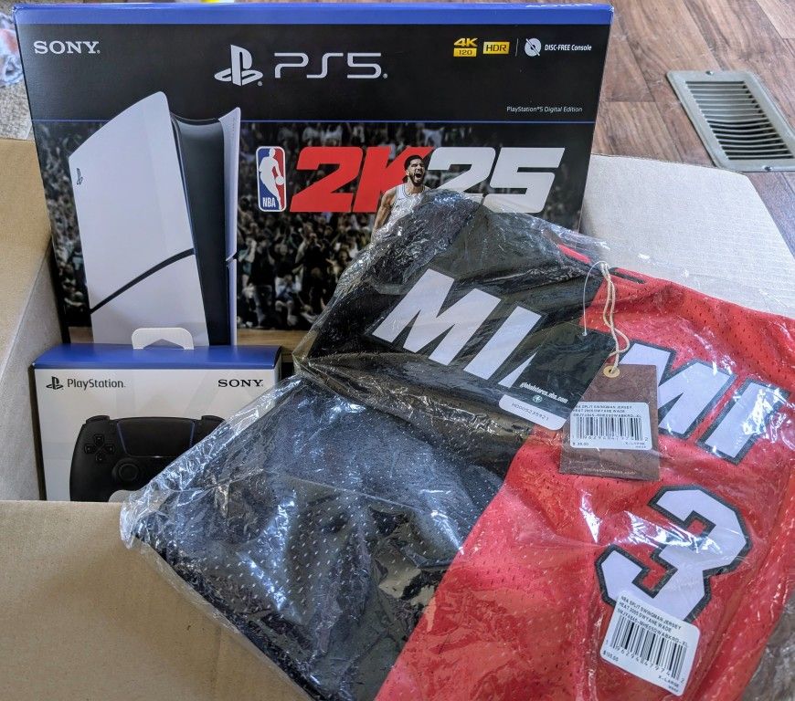 Brand New PS5 slim 2K25 Edition + Xtra Controller + Jersey!