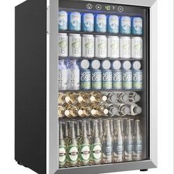 4.5 Cu.ft Beverage Refrigerator and Cooler, 145 Can Mini fridge with Glass Door for Soda Beer Wine, Small Drink Dispenser with Digital Adjustab