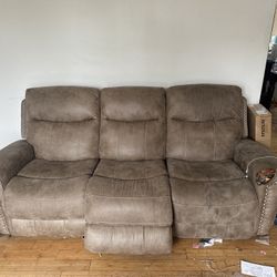 FREE Couch Recliner