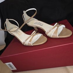 Ferragamo Heels. 8.5