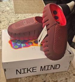 Nike Mind 001 Team Red 11