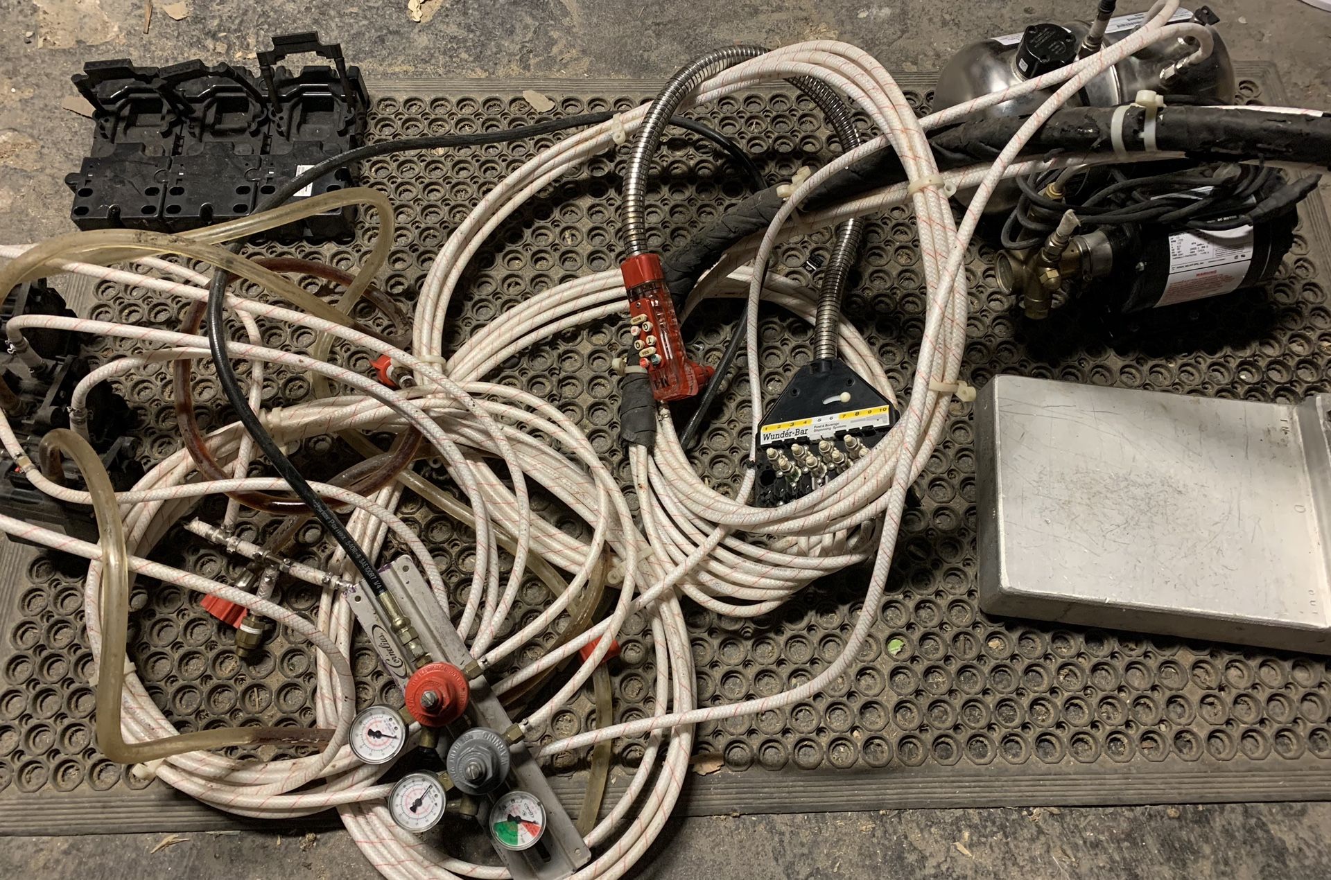 Wunder-Bar Soda Gun Setup