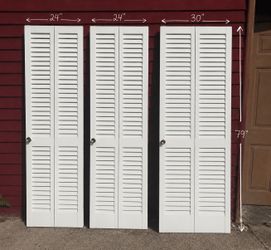 Bifold door puerta bifold 24 in width and 30in width