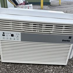 6k BTU Window Air Conditioner 