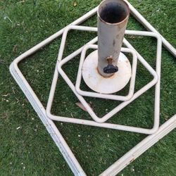 Umbella Stand Heavy Maybe 25 Pounds