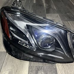 2017-2020 W213 E300 E350 E400 E63 MERCEDES BENZ RIGHT PASSENGER SIDE LED HEADLIGHT OEM