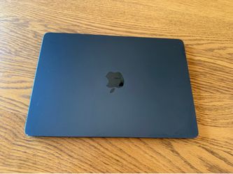 Macbook Air m2 13 inch