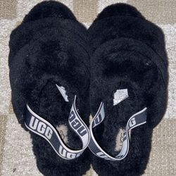 UGG SLIDES