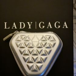 Beats By Dre Lady Gaga Heart Earphones