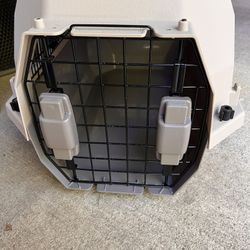 Cat Carrier Like new