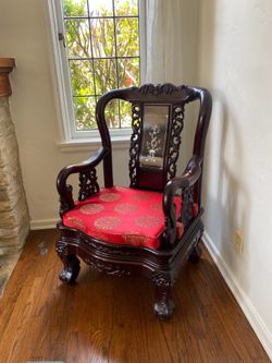 Vintage Oriental Chinese Carved Wood Throne Lounge Chairs