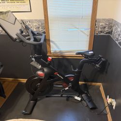 Peloton Bike 