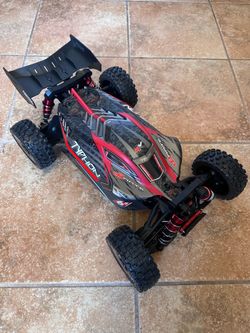 1/8 ARRMA TYPHON 6S