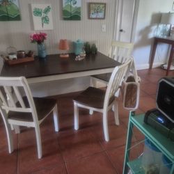 Set Of Table And 4 Chairs