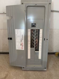 Murray 200 Amp Electrical Panel / Load Center w/ Main Breaker