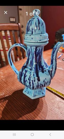 vintage teapot/ tetera antigua 