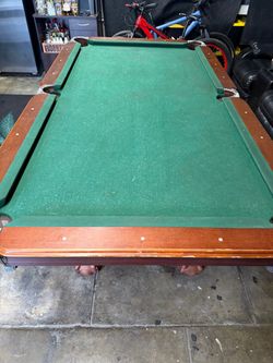 Pool table